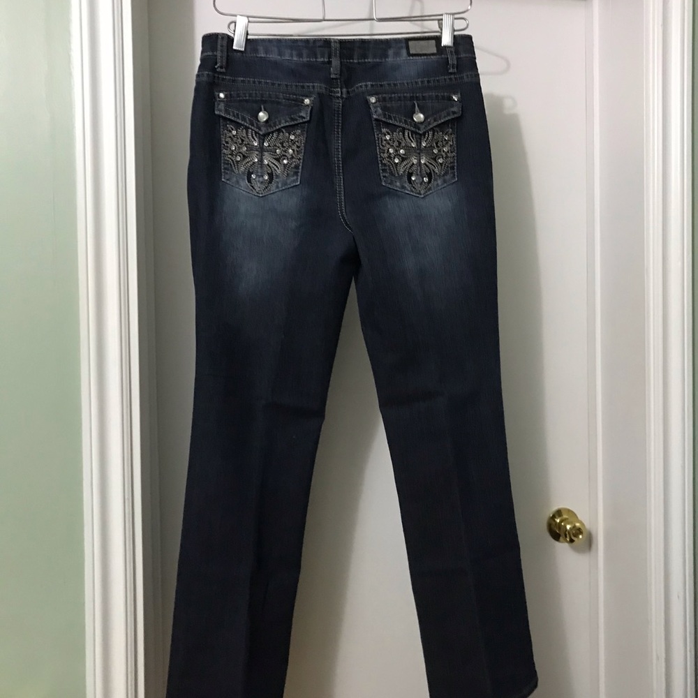 Earl Jeans